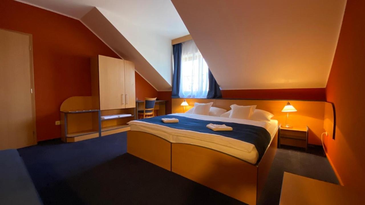 Hotel U Milina Extérieur photo