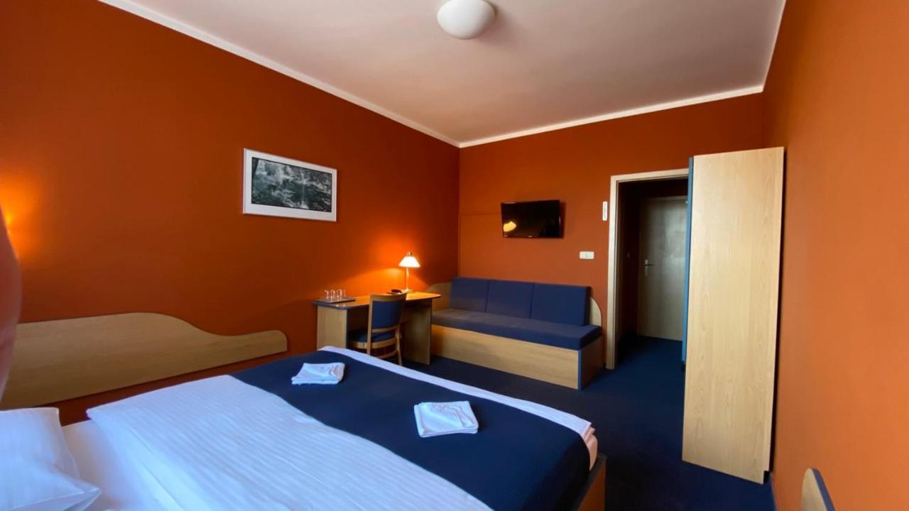 Hotel U Milina Extérieur photo